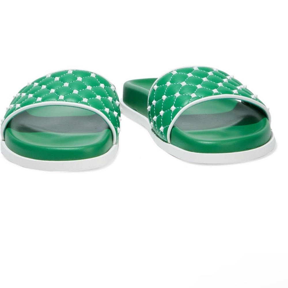 VALENTINO GARAVAN Free Rockstud Quilted Leather Slippers